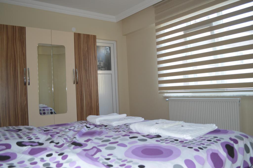 Buruj Vip 2 Aparthotel Kavala Bilik gambar