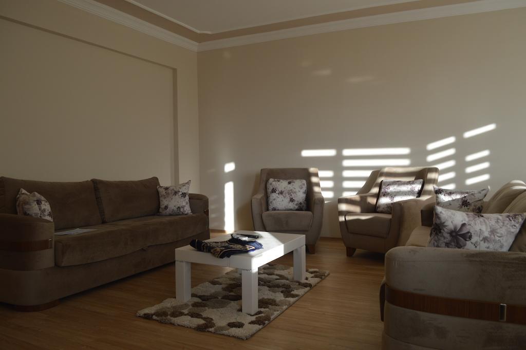 Buruj Vip 2 Aparthotel Kavala Bilik gambar